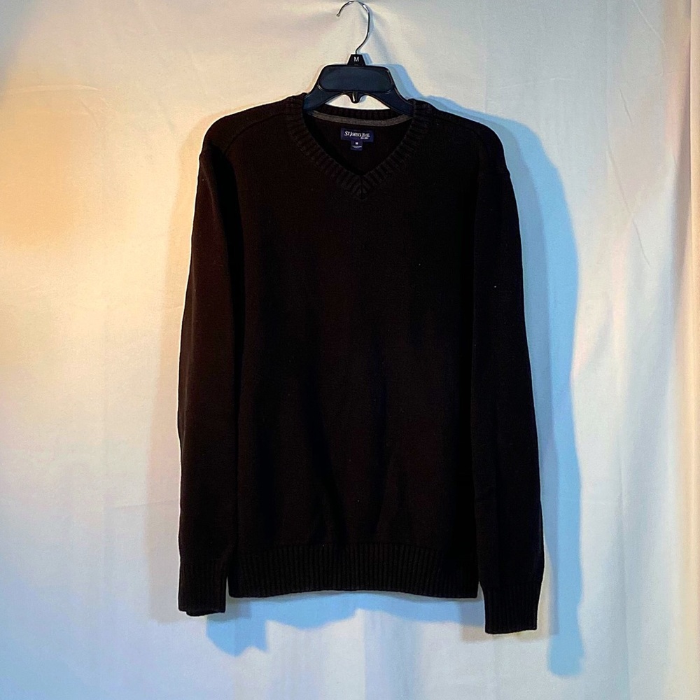 St John’s Bay Men’s V-neck Sweater